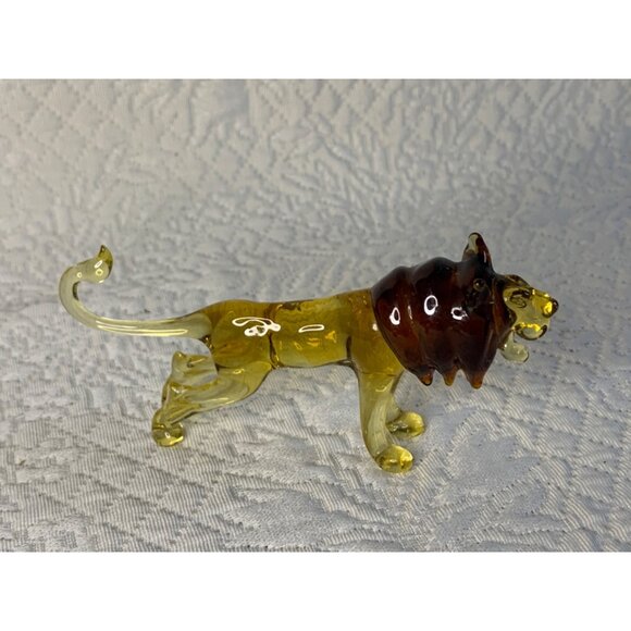 Blown Glass Lion Amber figure Vintage 2.5 inch tall - Picture 9 of 13